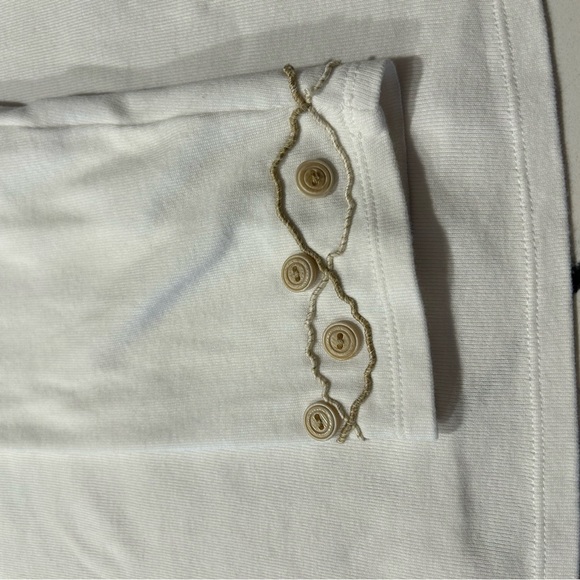 A Christopher & Banks pullover shirt in white with button and embroidery details - Picture 8 of 8